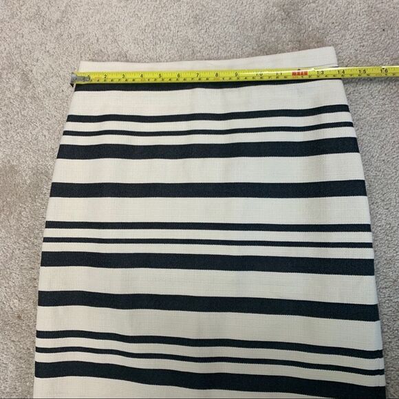 J.CREW striped textured ivory light cream pencil skirt Sz 0 - Picture 7 of 10